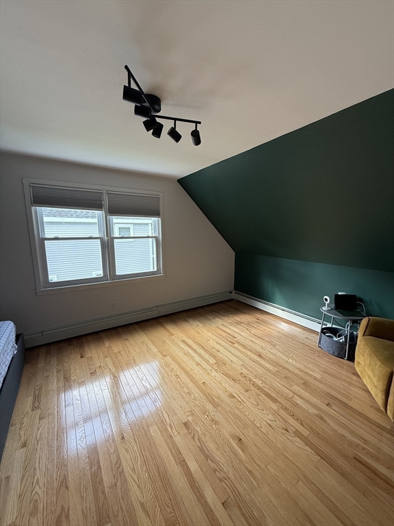 18 Curtis Rd