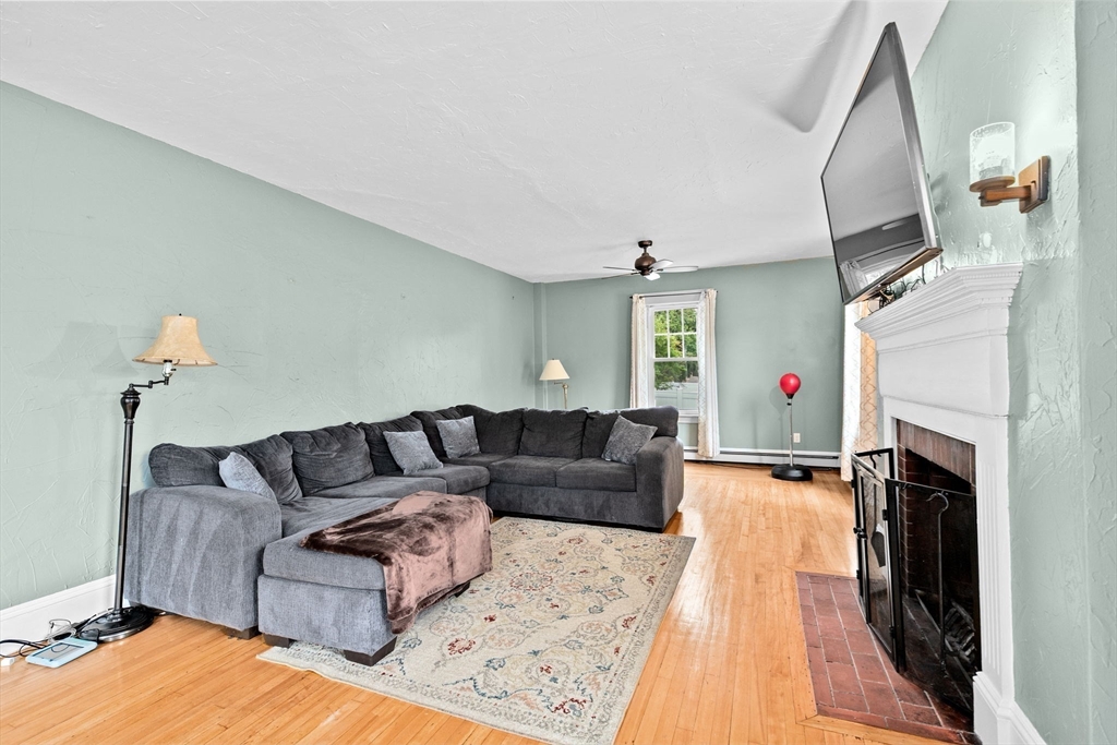 5 Pleasant Street