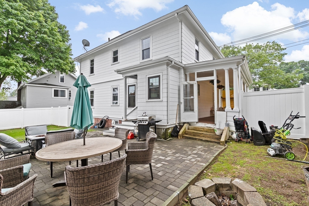 5 Pleasant Street