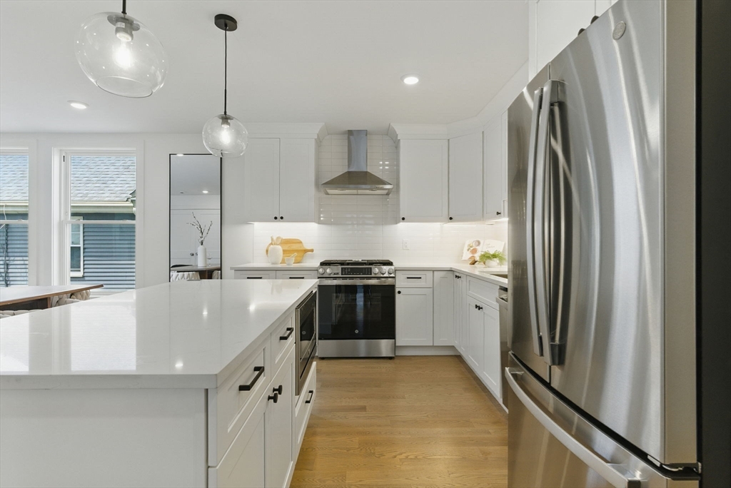 43-45 Wellington St # 2