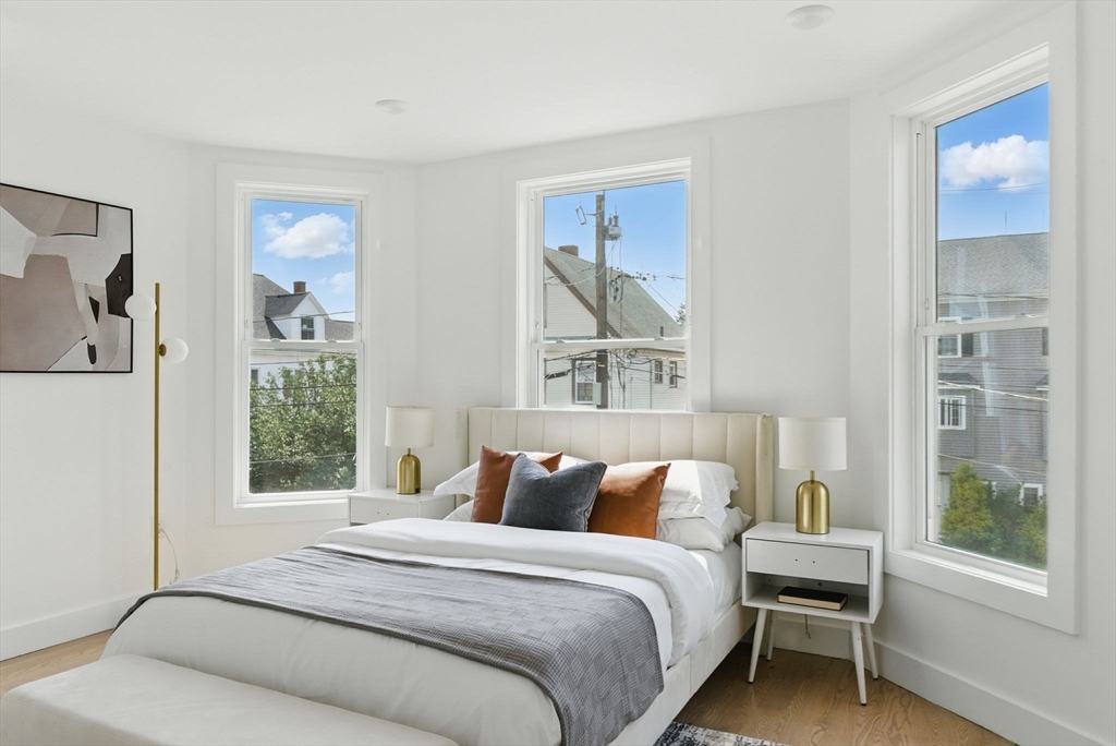 43-45 Wellington St # 2