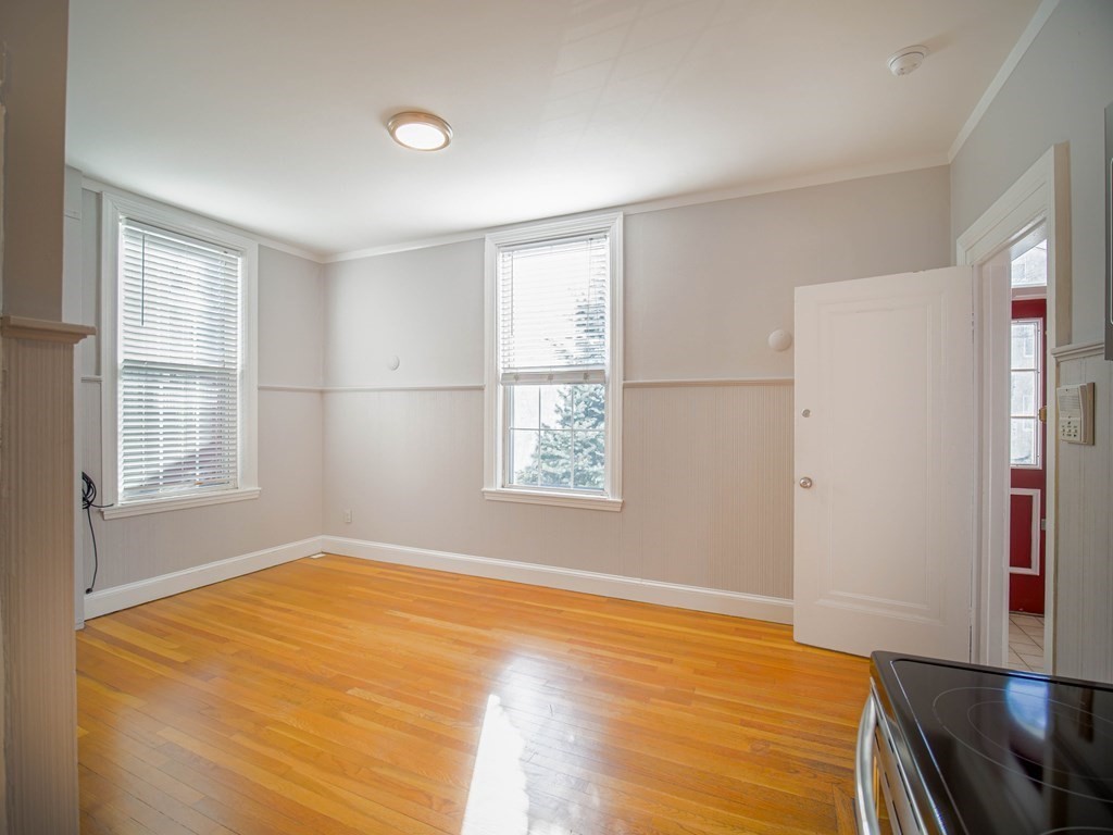 510 East Broadway # 1F