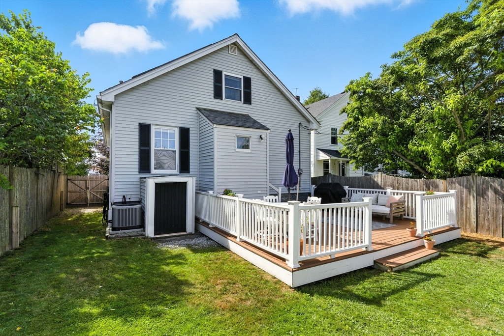 21 Highland St