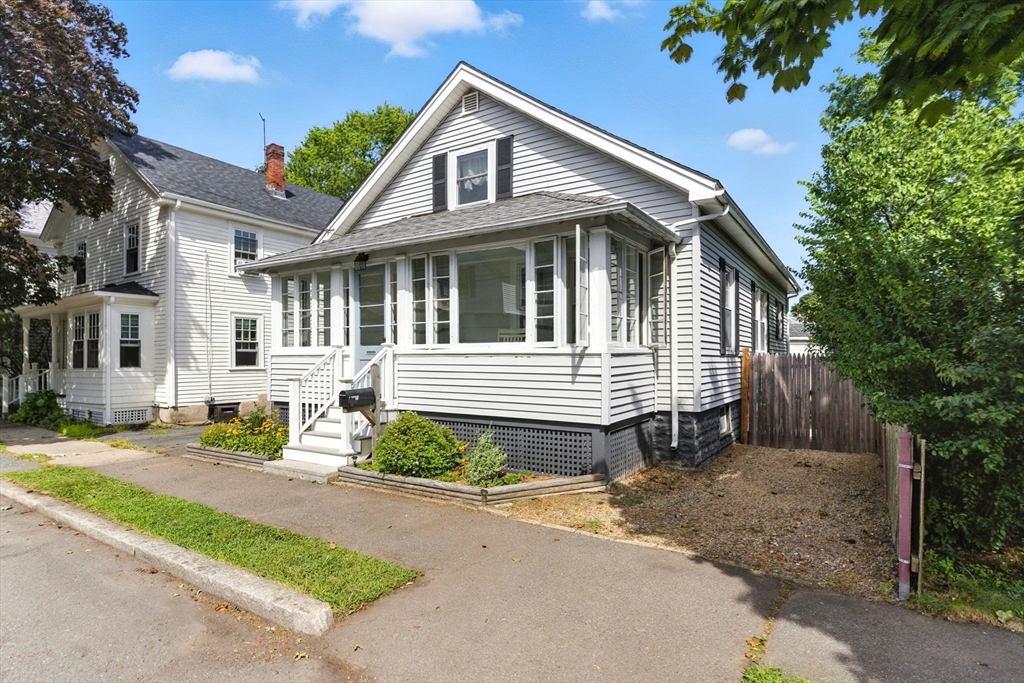 21 Highland St