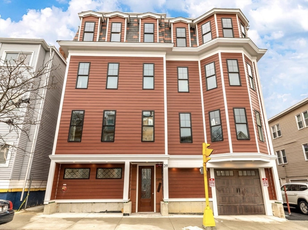 39 Lexington St # 4