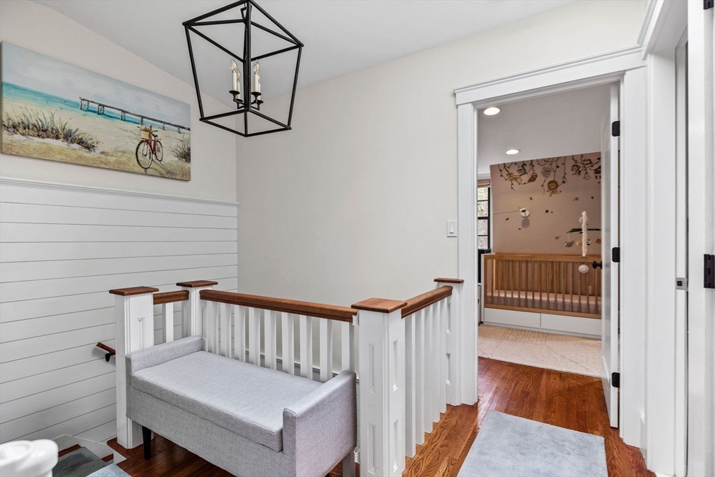 100 Main St # 5 Unit: #5