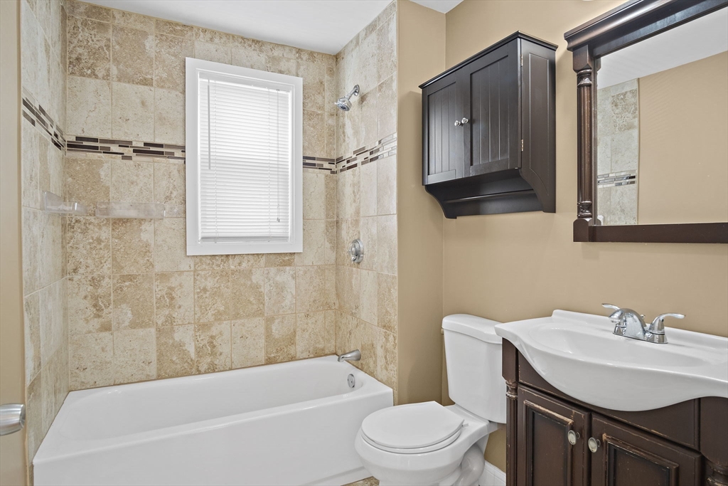 167 Jefferson Ave # 1