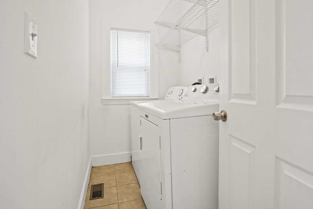 167 Jefferson Ave # 1