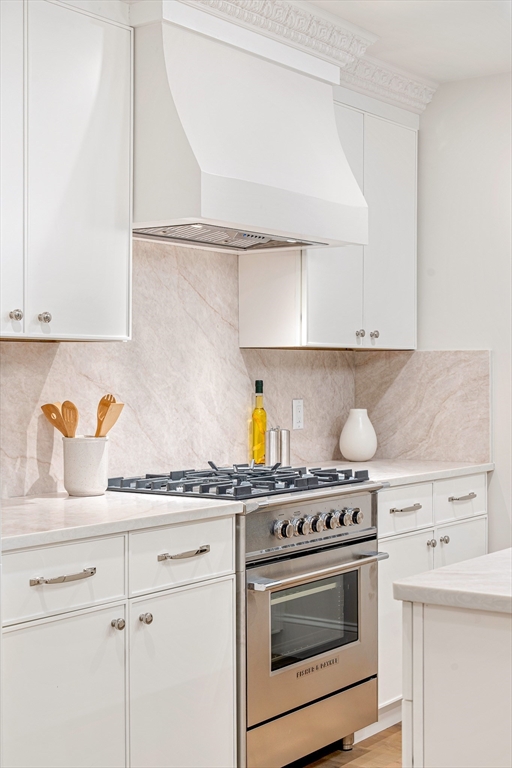 421 Saratoga Street # 4A