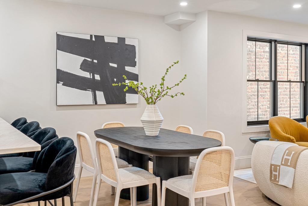 421 Saratoga Street # 4A