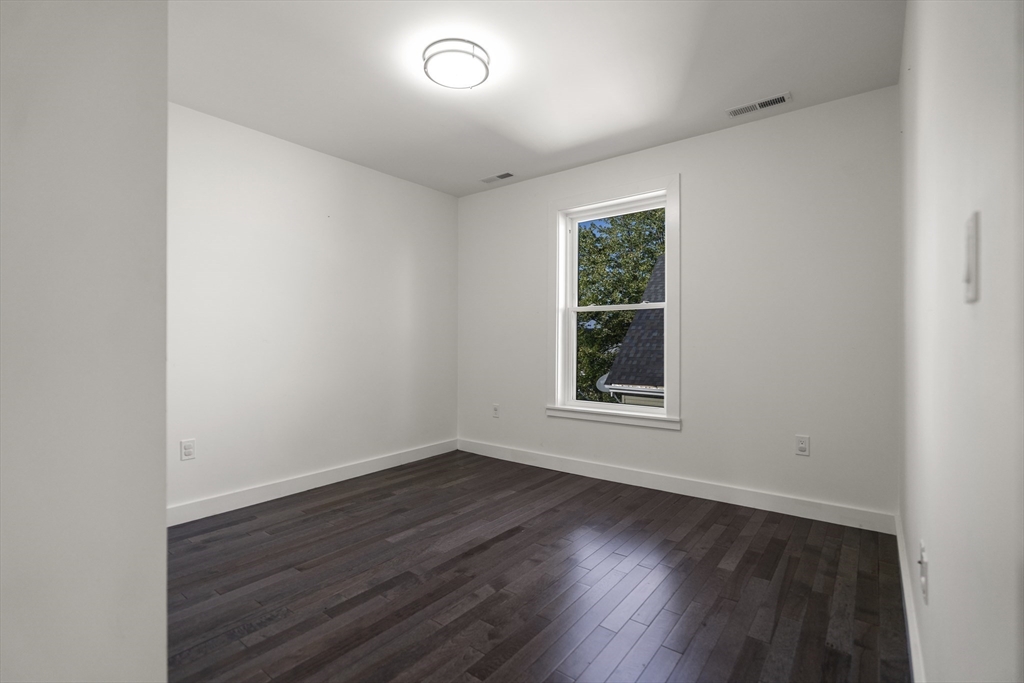 11 Seymour Ave # 3
