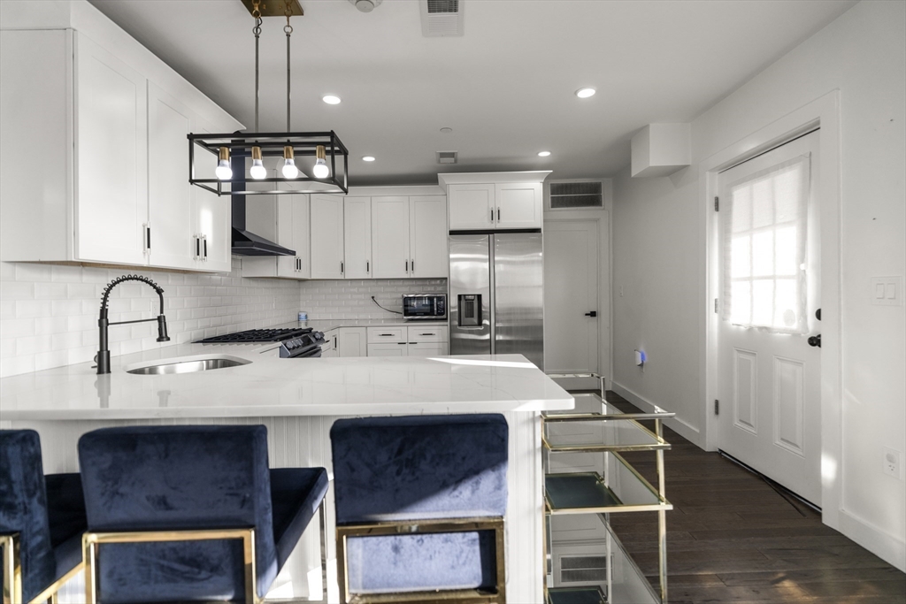 11 Seymour Ave # 3