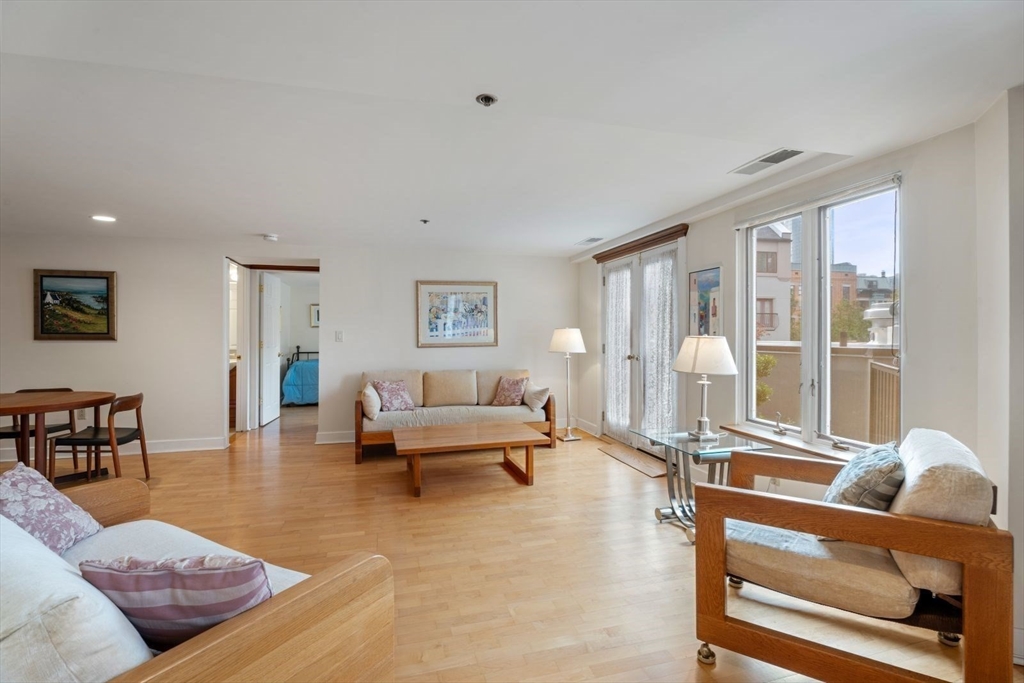 100 Fulton Street # 4V