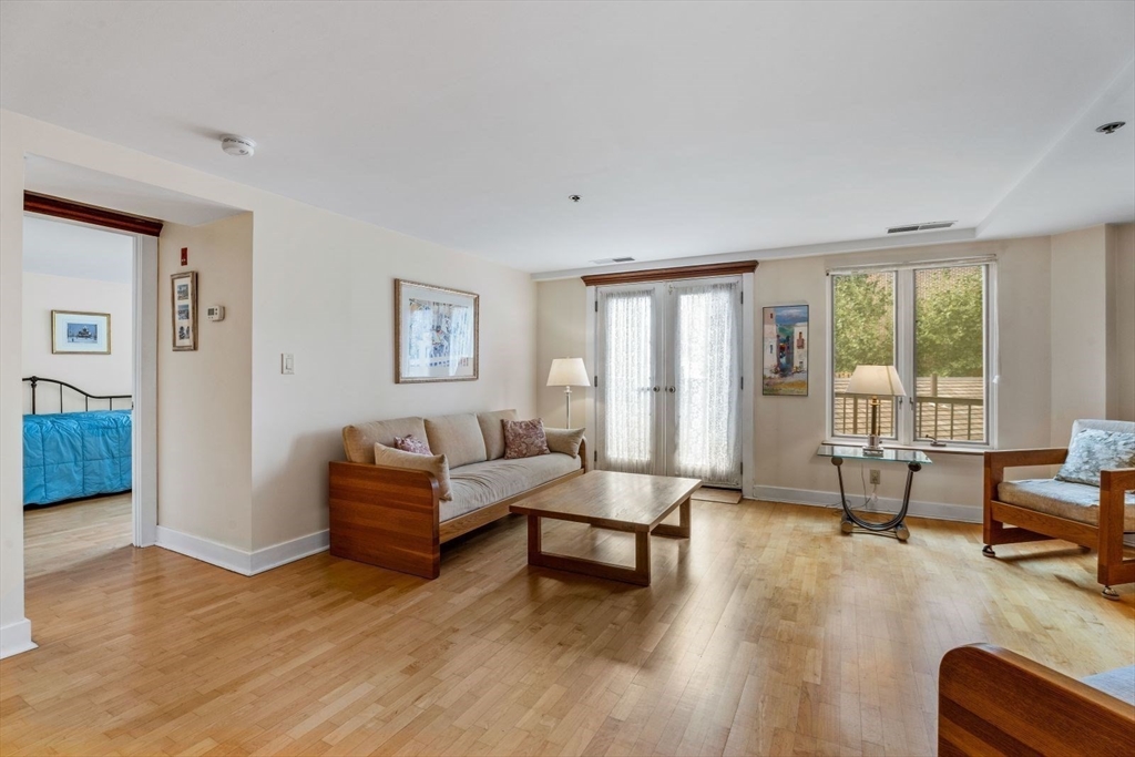 100 Fulton Street # 4V