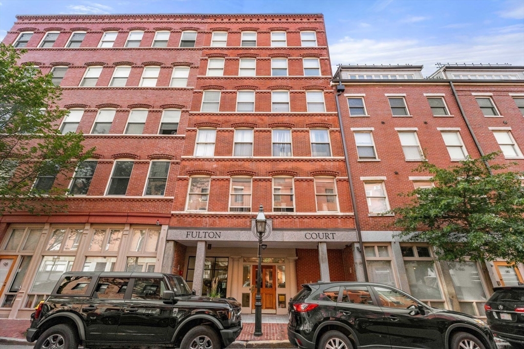 100 Fulton Street # 4V