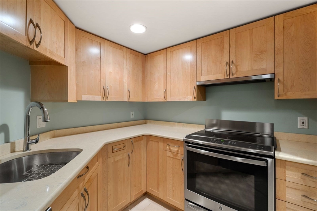 100 Fulton Street # 4V