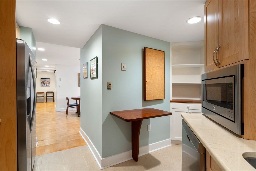 100 Fulton Street # 4V