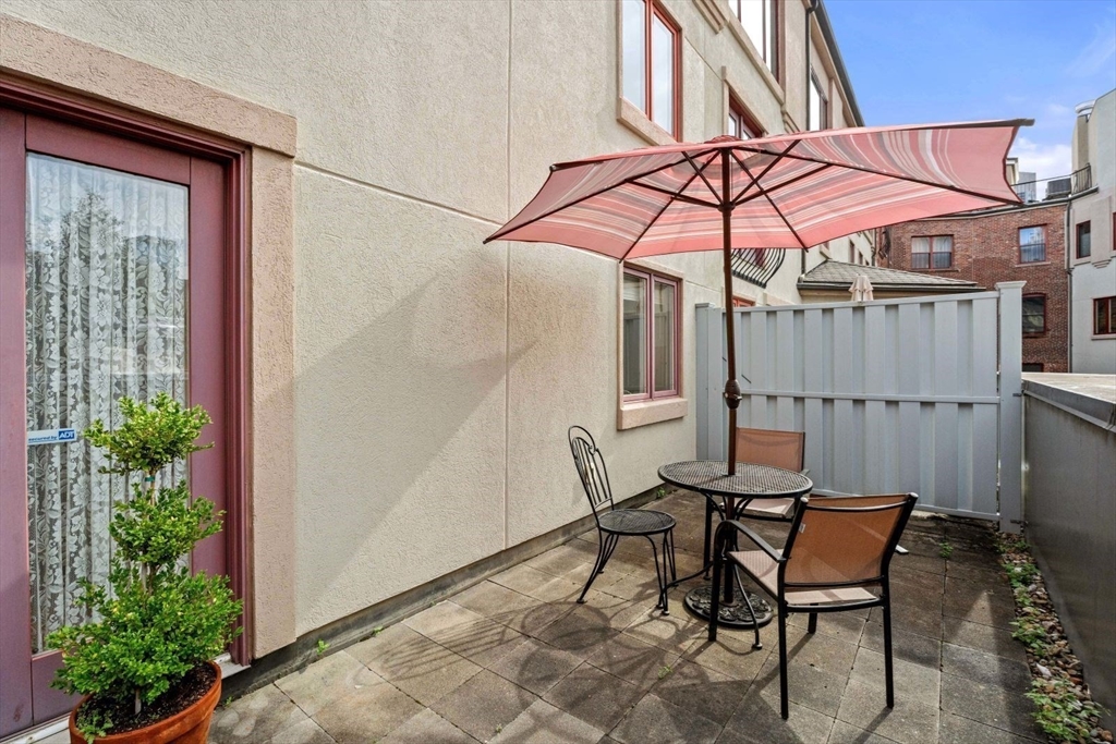 100 Fulton Street # 4V