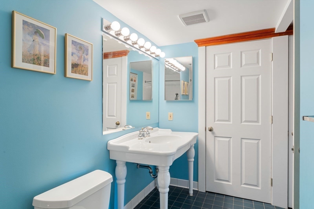 100 Fulton Street # 4V