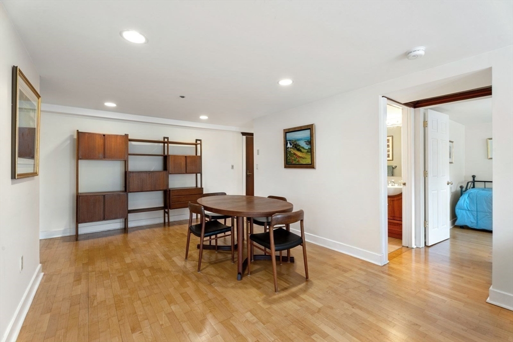 100 Fulton Street # 4V