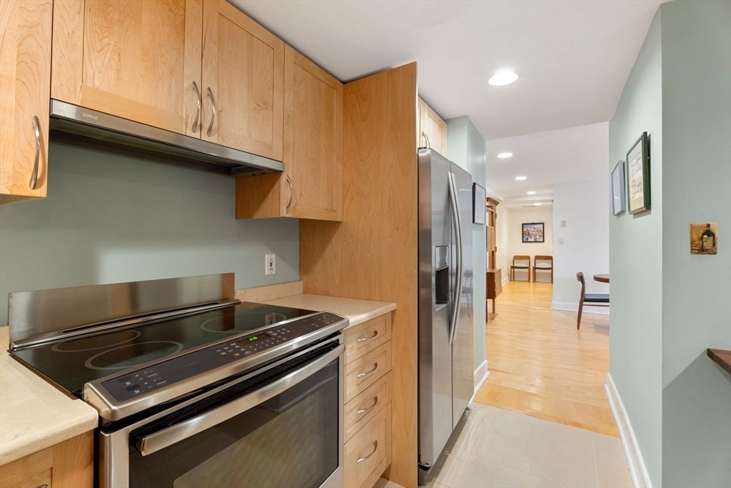 100 Fulton Street # 4V