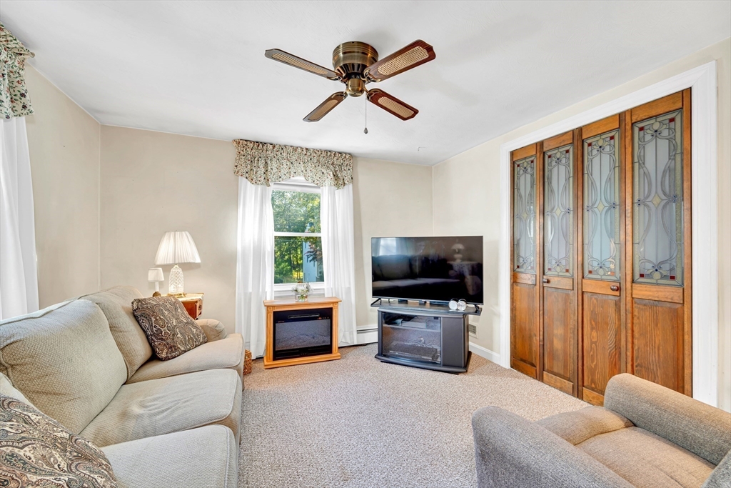 375 Marrett Rd, Lexington