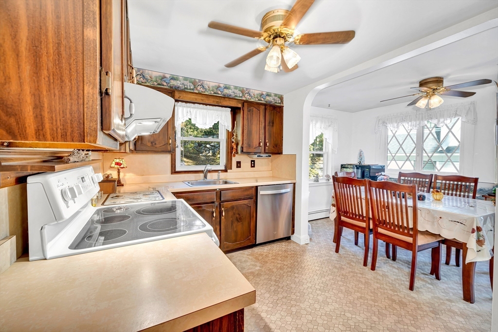 375 Marrett Rd, Lexington