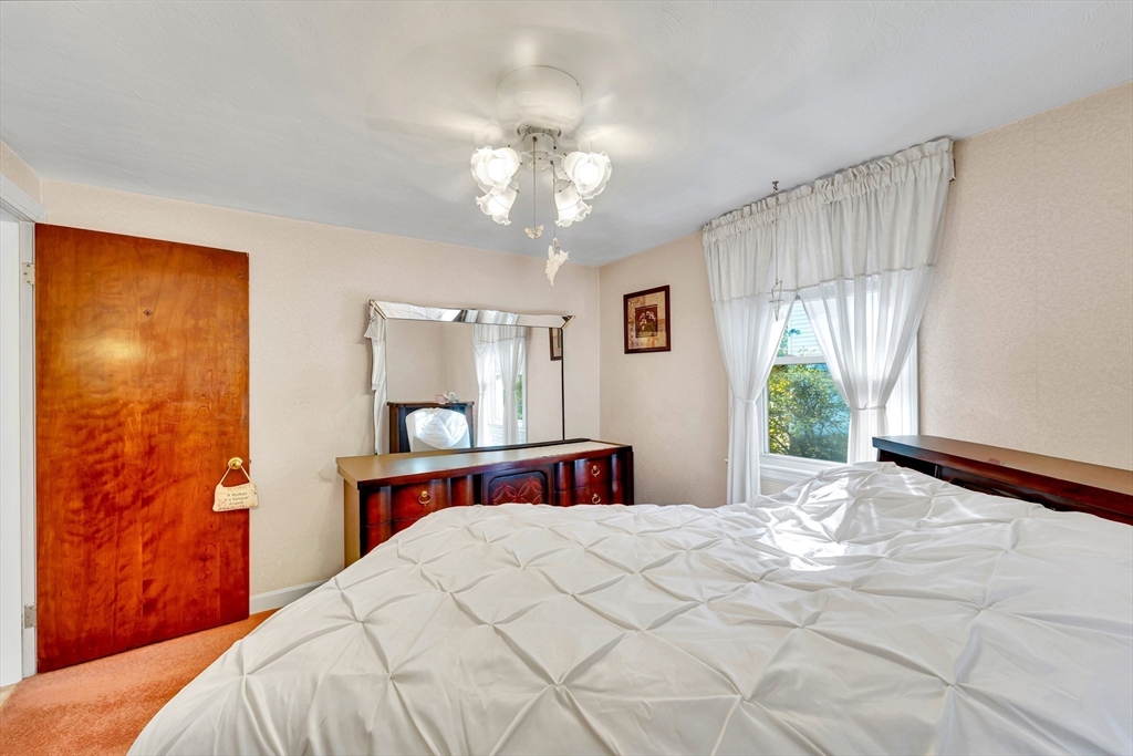 375 Marrett Rd, Lexington