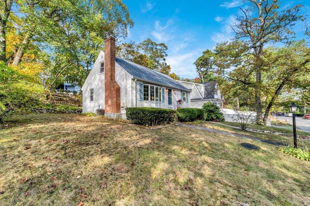 375 Marrett Rd, Lexington