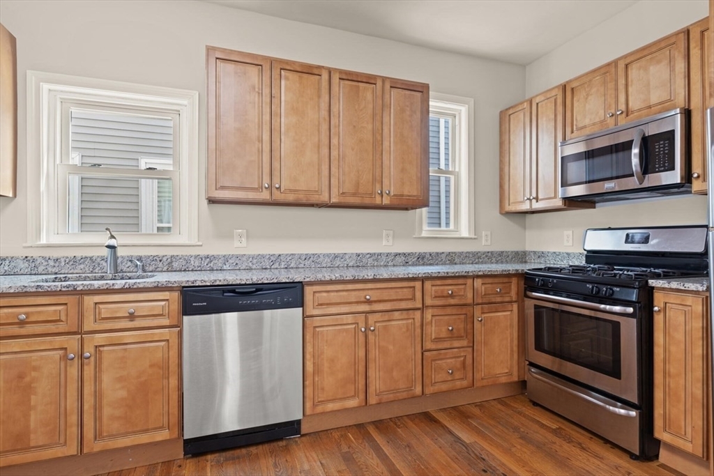 67 School St # 1, Everett Unit: 1