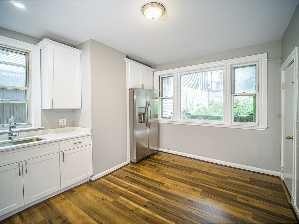 428 Saratoga St, Boston