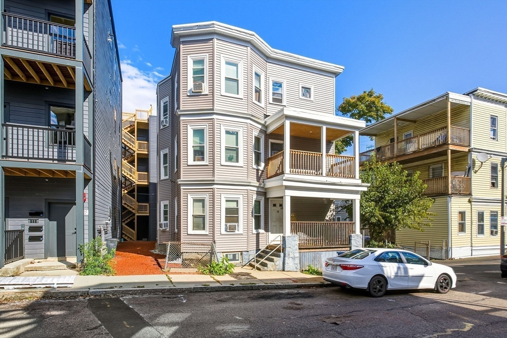 38 Woodford St, Boston