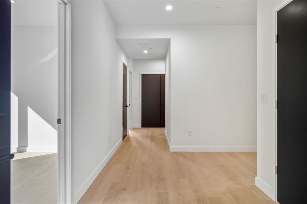 22 High Street Unit: PH11