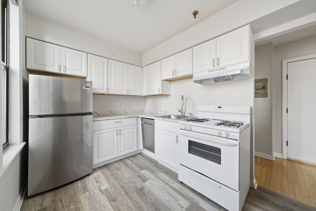1480 Commonwealth Ave # 10