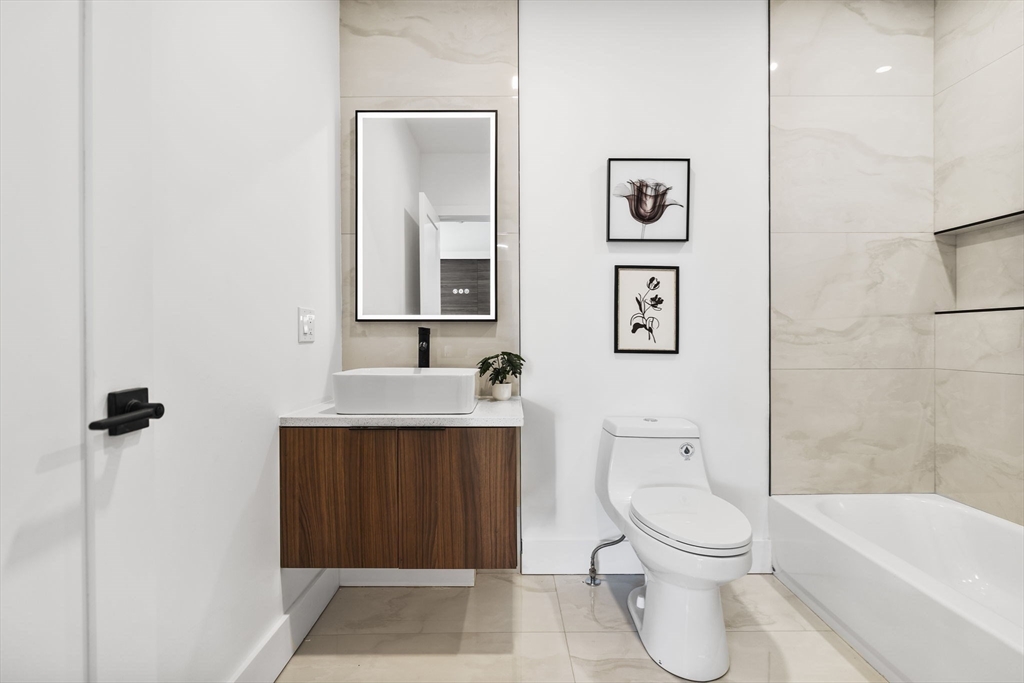 9 Trout Ave # 1