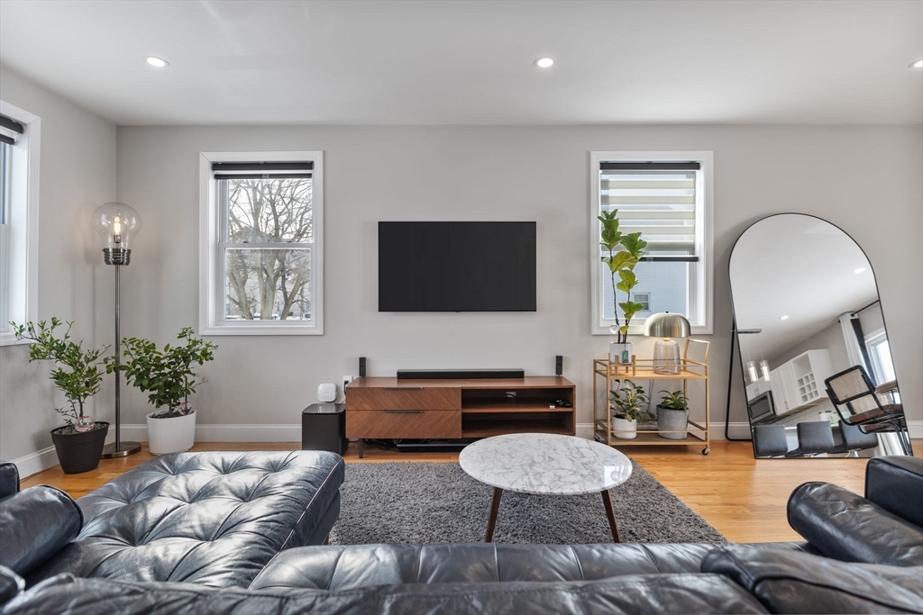 35 Arcadia St