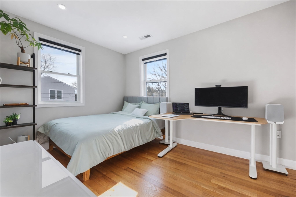 35 Arcadia St
