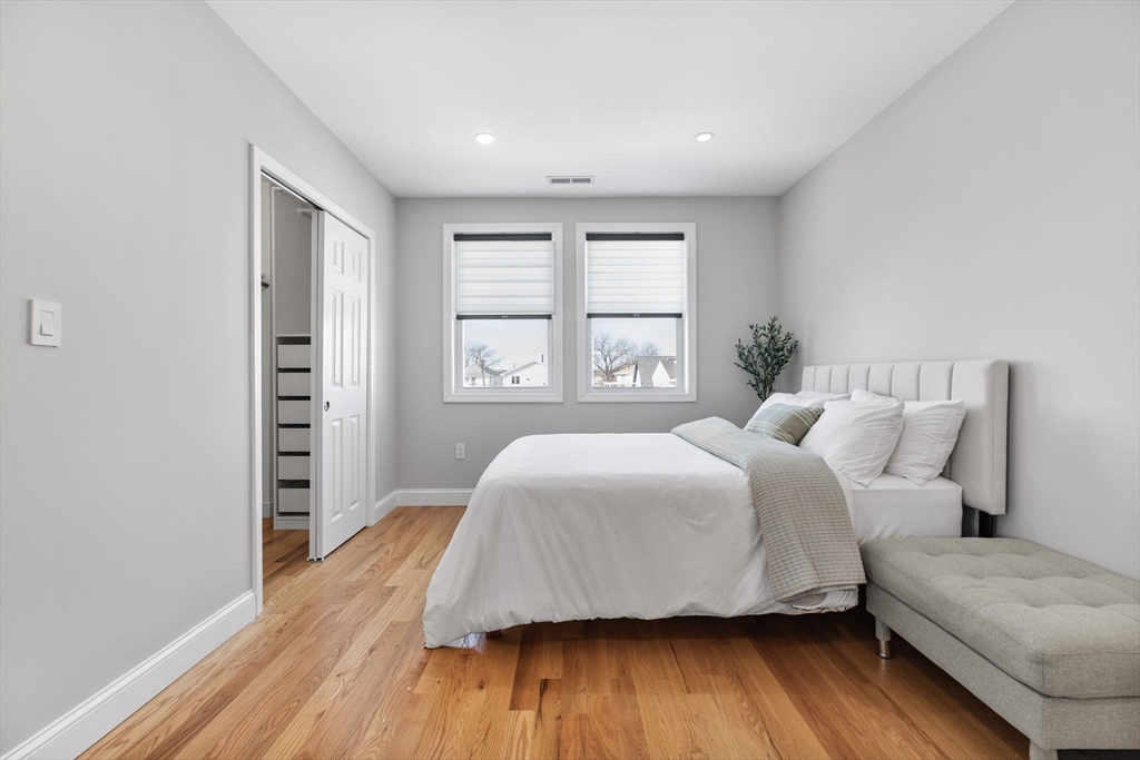 35 Arcadia St