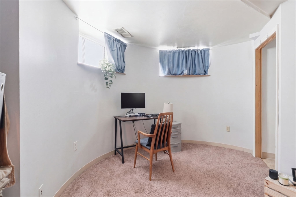 103 Gainsborough # 104