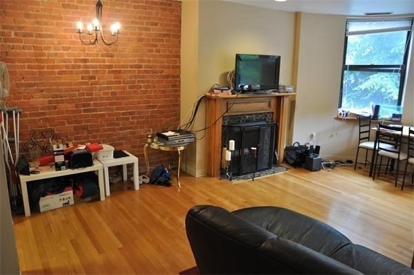 103 Gainsborough # 104