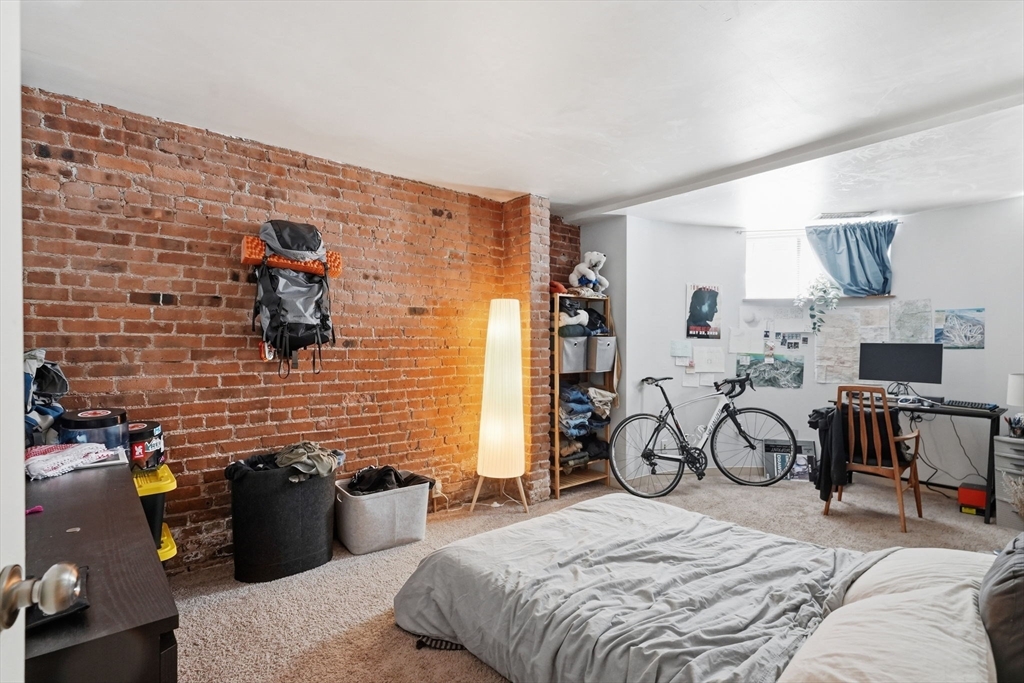 103 Gainsborough # 104