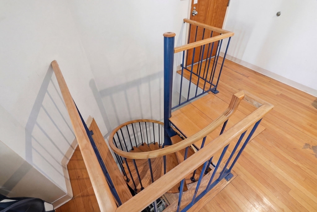 103 Gainsborough # 104