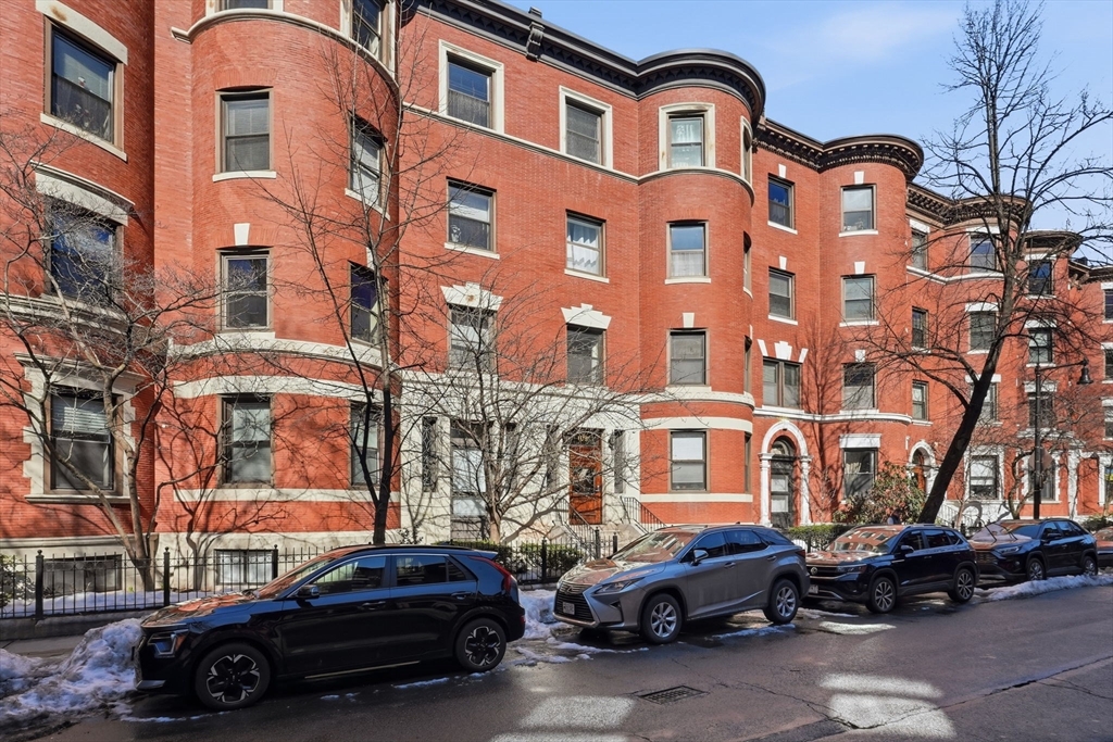 103 Gainsborough # 104