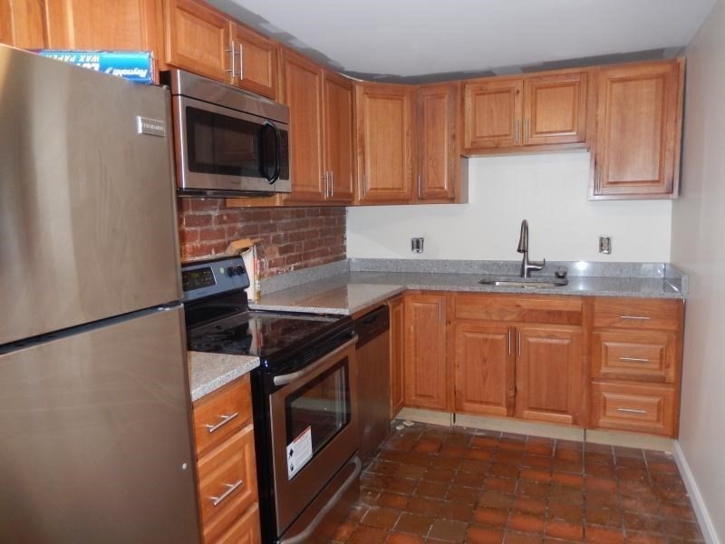 102 Gainsborough # 005E