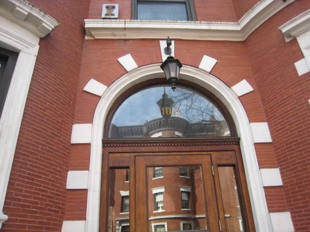 102 Gainsborough # 005E