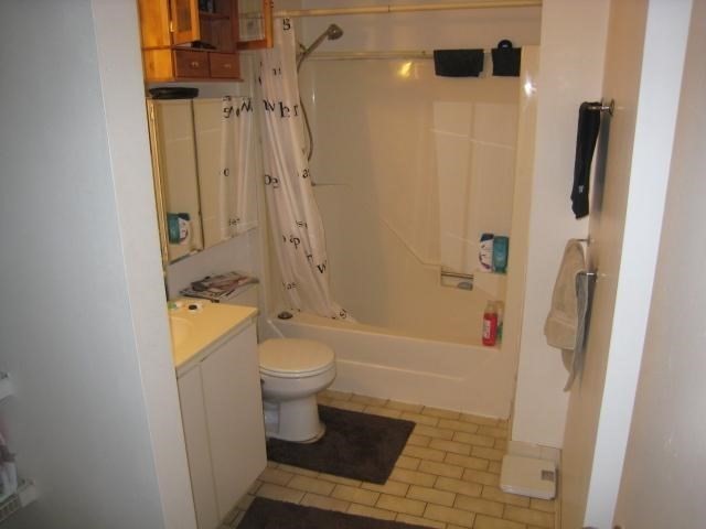 102 Gainsborough # 005E