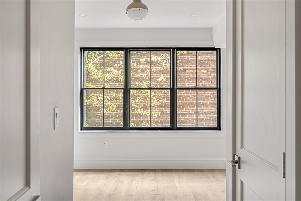 421 Saratoga # 201