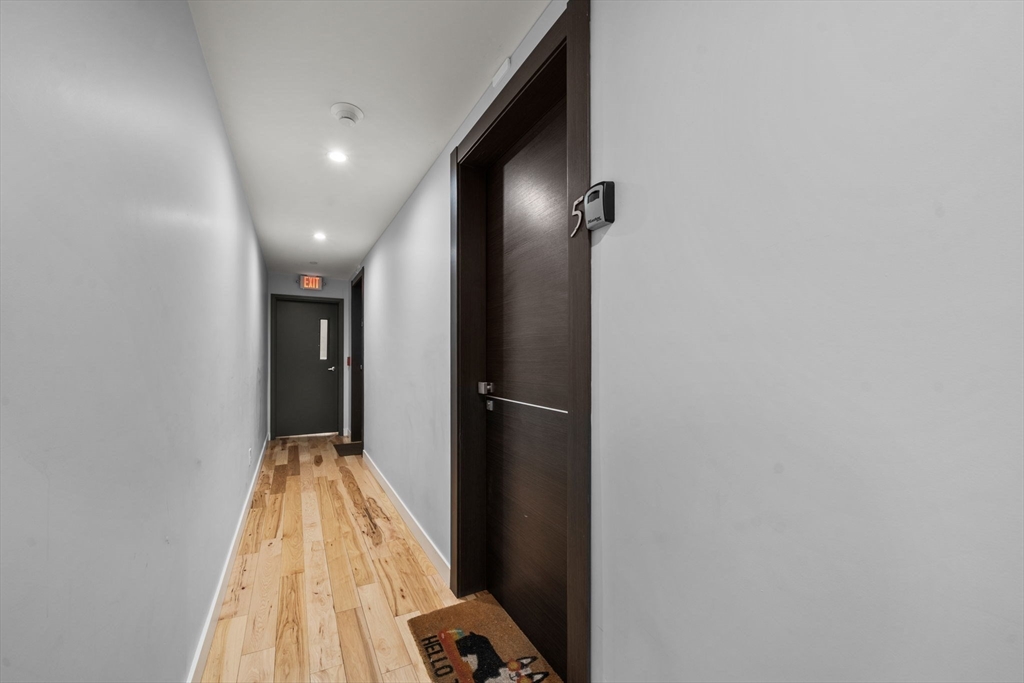 39 Lexington St # 5