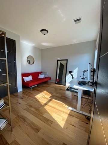 39 Lexington St # 5