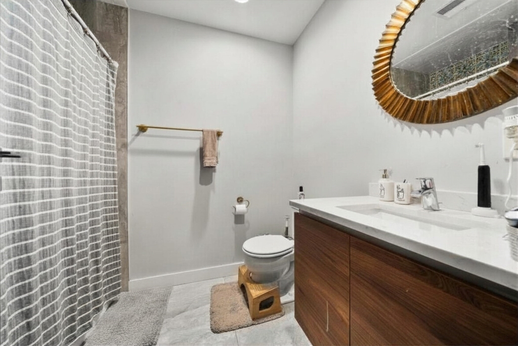 39 Lexington St # 5